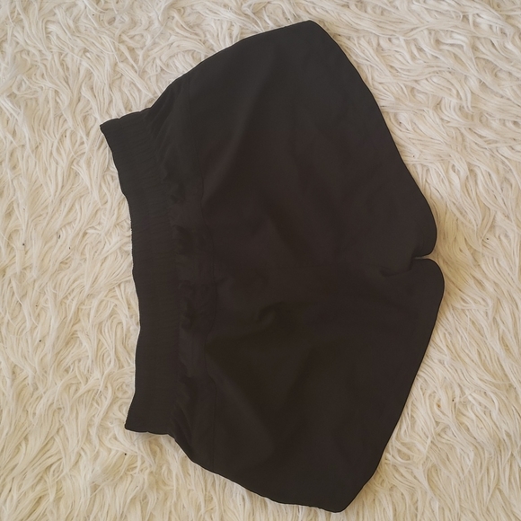 GapFit black shorts - Picture 5 of 6